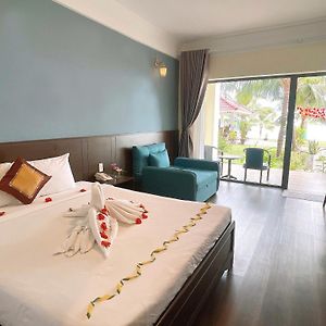 Hon Rom 2 Resort